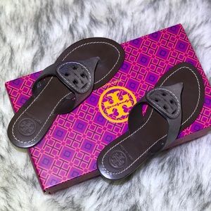 Gorgeous Tory Burch sandal.